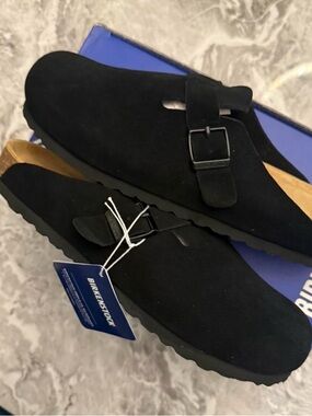 Birkenstock Size 6-7-8 Boston Clog - Black Suede Upper
